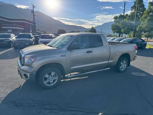 Gold 2008 Toyota Tundra SR5