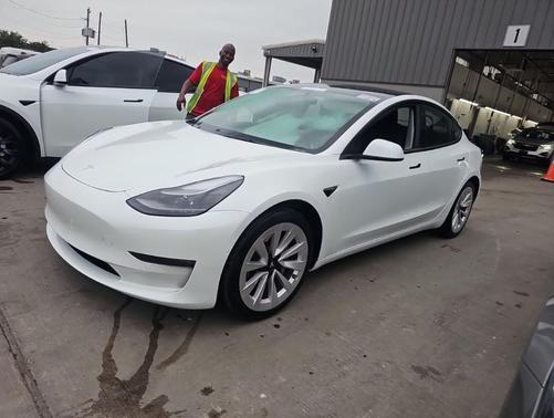 2022 Tesla Model 3 Long Range