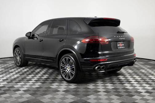 2017 Porsche Cayenne S