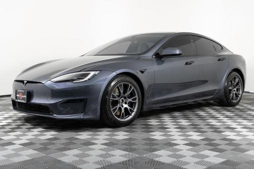 2022 Tesla Model S Base