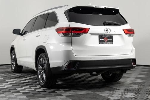 2018 Toyota Highlander Limited Platinum