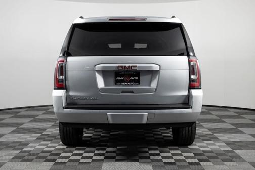 2017 GMC Yukon XL SLT