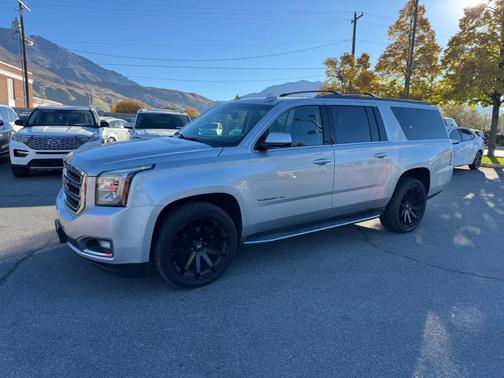 2017 GMC Yukon XL SLT