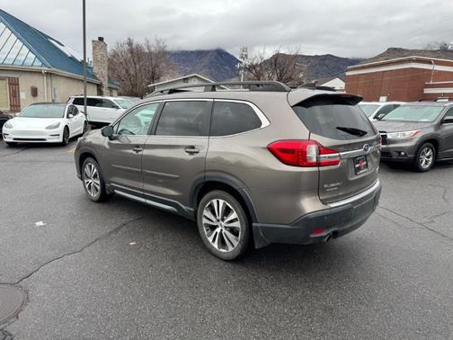 2021 Subaru Ascent Limited 8-Passenger