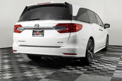 2019 Honda Odyssey Elite