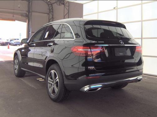 2019 Mercedes-Benz GLC 300 Base 4MATIC