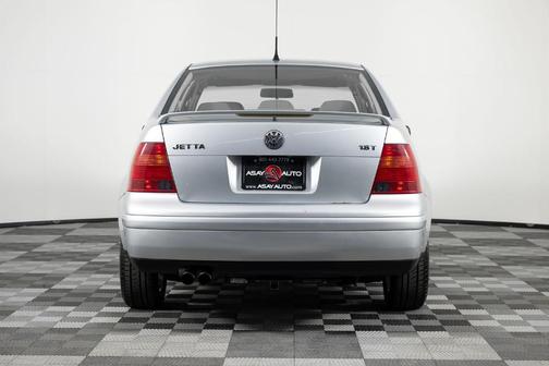 2003 Volkswagen Jetta Wolfsburg Edition