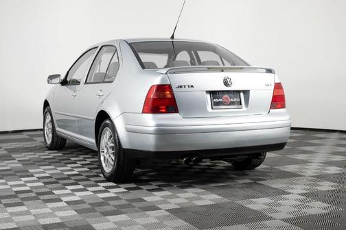 2003 Volkswagen Jetta Wolfsburg Edition