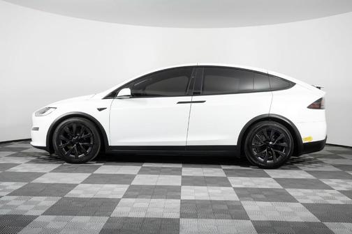 2022 Tesla Model X Base