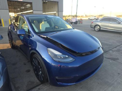 2023 Tesla Model Y Performance