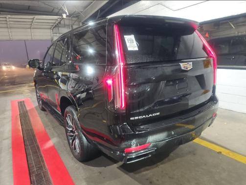 2023 Cadillac Escalade Sport