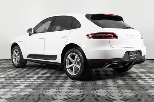 2018 Porsche Macan Sport Edition