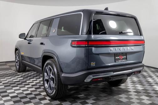 2023 Rivian R1S Adventure Quad Motor Large Pack