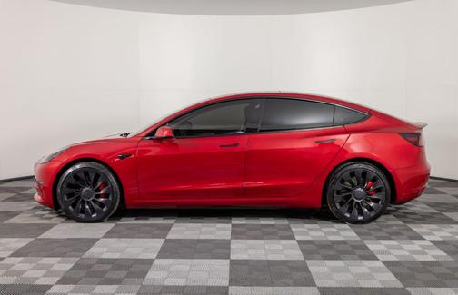 2023 Tesla Model 3 Performance