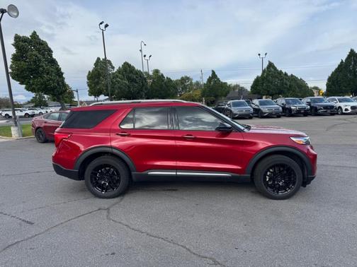 Rapid Red Metallic Tinted Clearcoat 2021 Ford Explorer Platinum