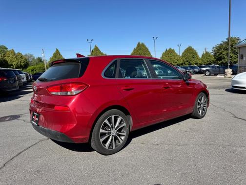 2018 Hyundai Elantra GT Base