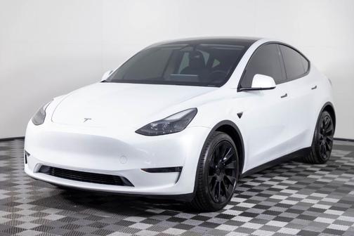 2024 Tesla Model Y Long Range