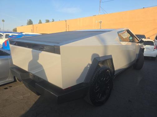 2024 Tesla Cybertruck Base