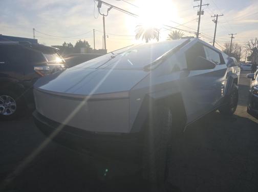 2024 Tesla Cybertruck Base