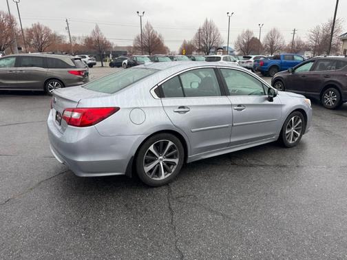 2017 Subaru Legacy 