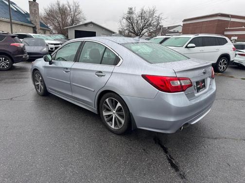 2017 Subaru Legacy 