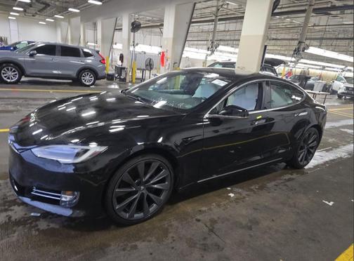 2020 Tesla Model S Long Range Plus