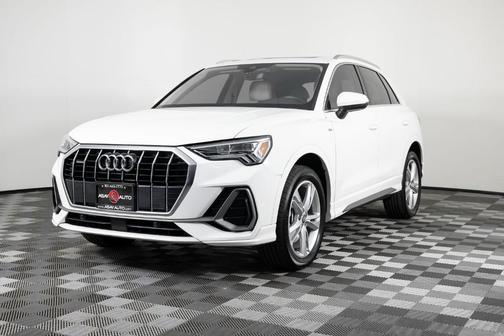 2021 Audi Q3 45 S line Premium