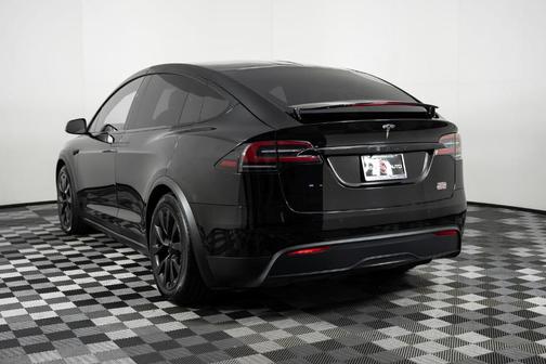 2022 Tesla Model X Plaid
