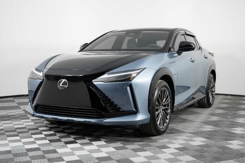 2023 Lexus RZ 450e Luxury