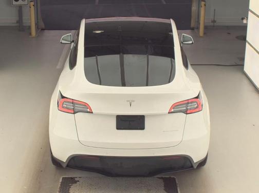 Pearl White Multi 2021 Tesla Model Y Long Range