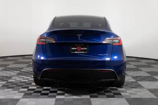 Deep Blue Metallic 2021 Tesla Model Y Long Range