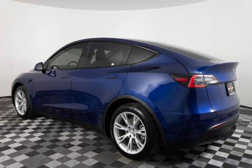 Deep Blue Metallic 2021 Tesla Model Y Long Range