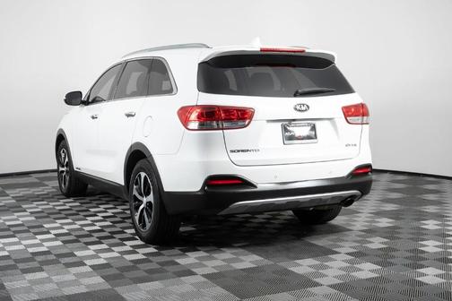 2018 Kia Sorento EX