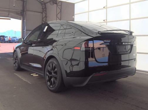 2024 Tesla Model X Plaid