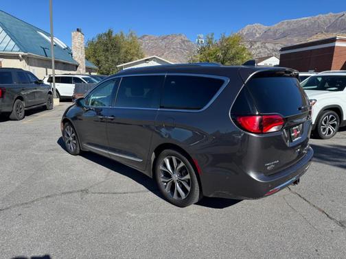 2018 Chrysler Pacifica Limited