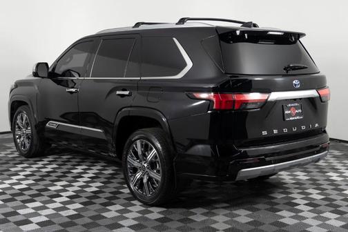 2023 Toyota Sequoia Capstone