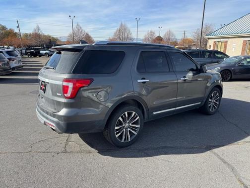 2016 Ford Explorer Platinum