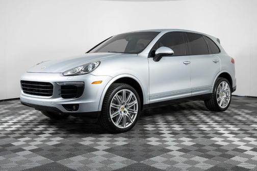 2018 Porsche Cayenne Platinum Edition