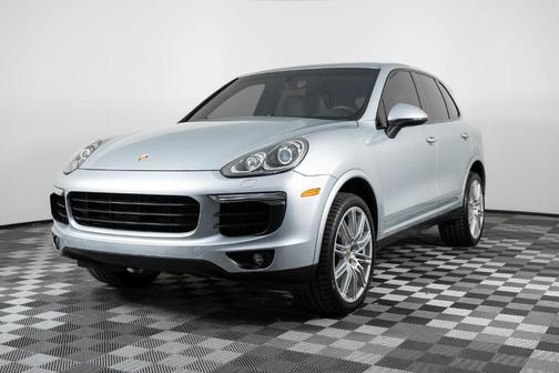 2018 Porsche Cayenne Platinum Edition