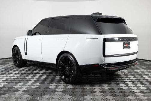 2022 Land Rover Range Rover P400 SE