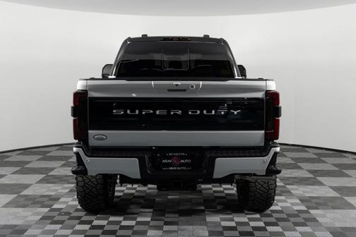 2025 Ford F-350 Platinum