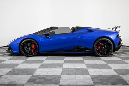 2020 Lamborghini Huracan EVO Base