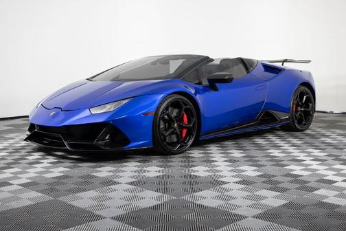 2020 Lamborghini Huracan EVO Base
