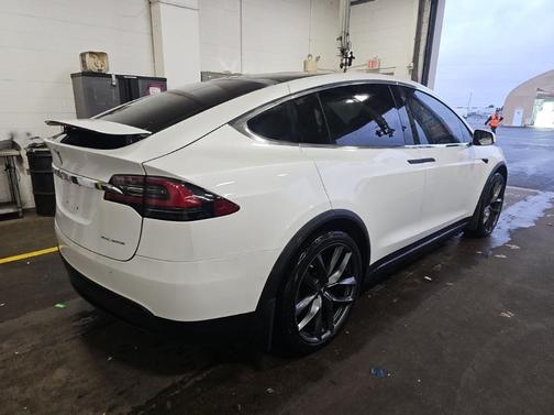 2020 Tesla Model X Long Range