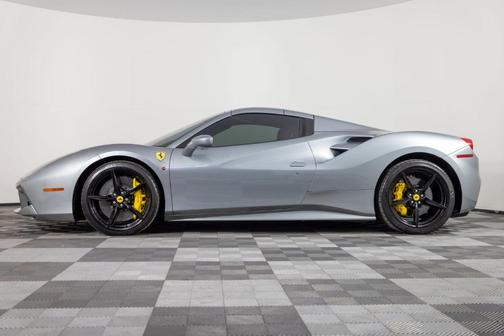 2019 Ferrari 488 Spider Base