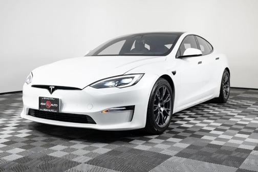 2022 Tesla Model S Base