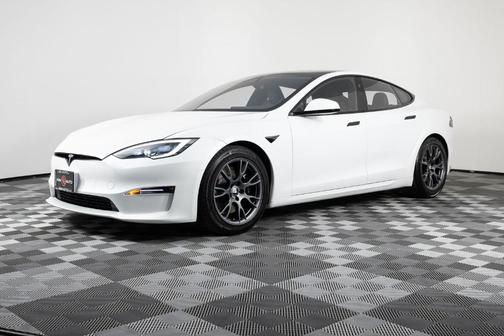 2022 Tesla Model S Base