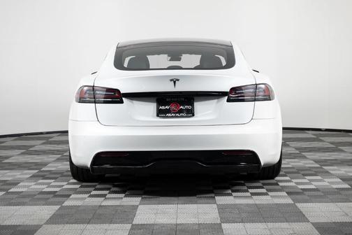 2022 Tesla Model S Base