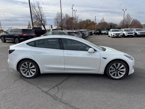 2019 Tesla Model 3 Long Range