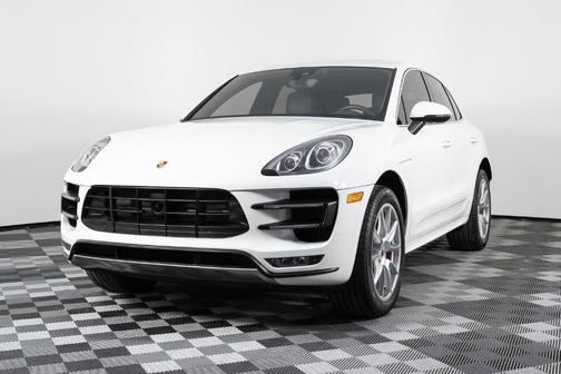 2015 Porsche Macan Turbo